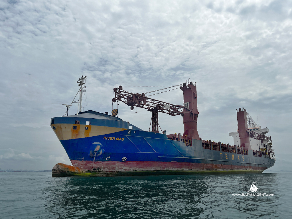 MV River Mas at Batam anchorage before proceeding to the shipyard.