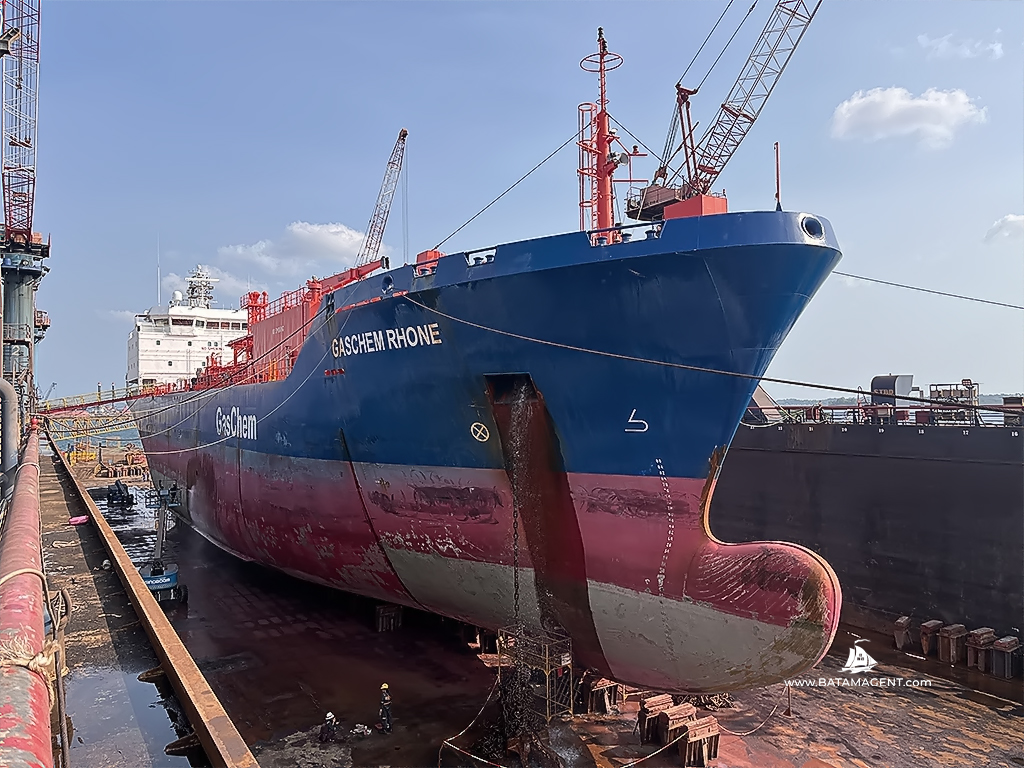Gaschem Rhone dry dock at PaxOcean Batam